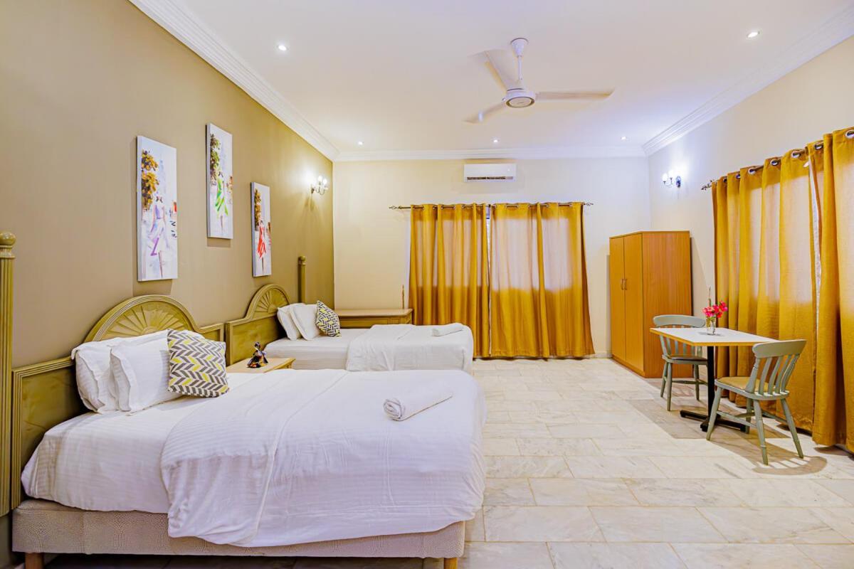 Ocean Villa Heights Brufut Exterior foto