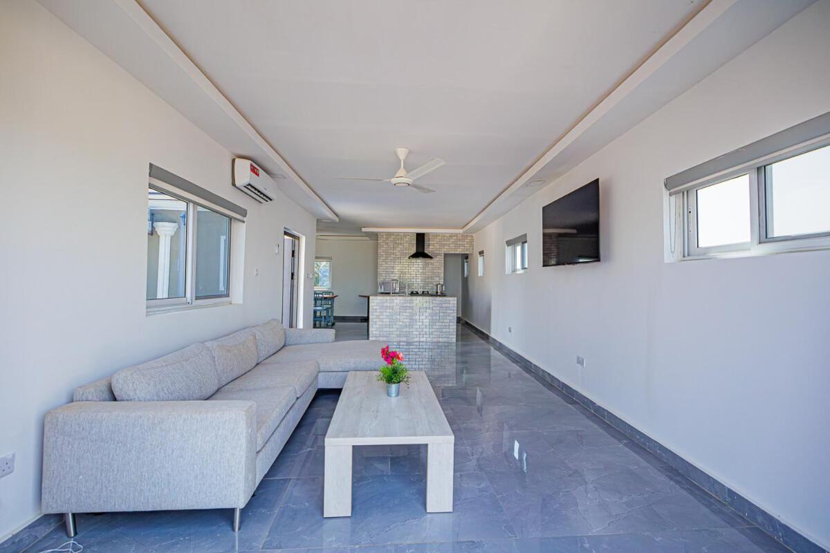 Ocean Villa Heights Brufut Exterior foto