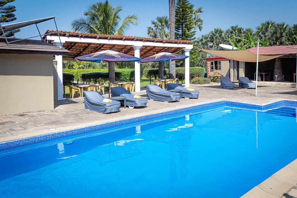 Ocean Villa Heights Brufut Exterior foto